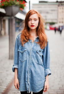 stockholm-street-style-denim-chambray-redhead-